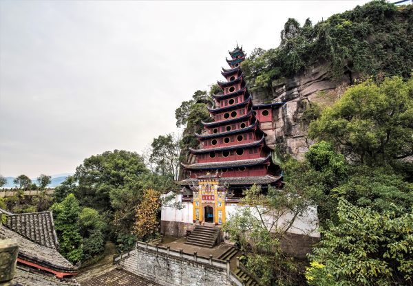 Yowza! Yangtze & Tibetans