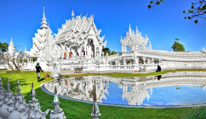 Wat Rong Khun-White Temple