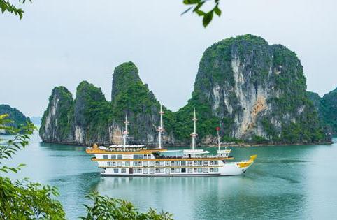 Ha Long · Bai Tu Long Bay